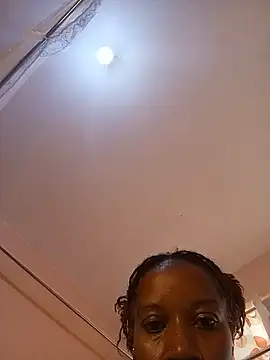 Snapshot of nyawi505050 chatting on 05-19-26, 08:31 nyawi505050 online show from 05-19-26, 08:31