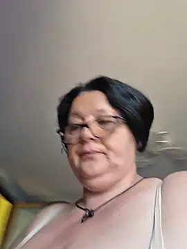 Snapshot of Diana_Diafan chatting on 05-31-26, 10:55 Diana Diafan online show from 05-31-26, 10:55