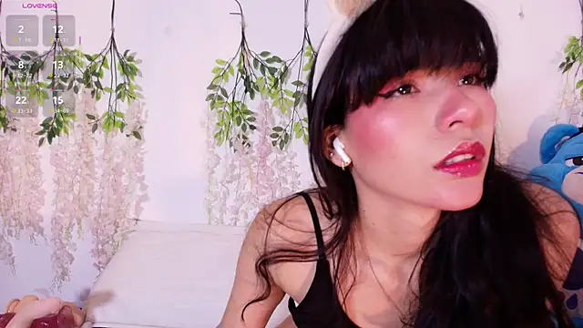 Snapshot of nathalya_summer_ chatting on 08-05-26, 08:22 nathalya summer online show from 08-05-26, 08:22