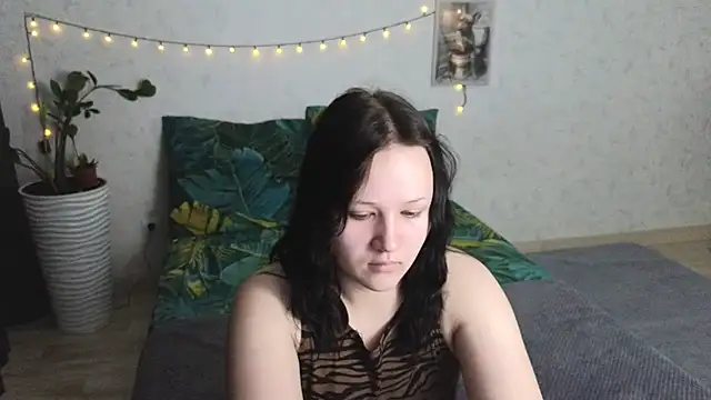 Tori cute online show from 06-08-26, 01:28