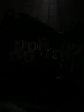 Snapshot of madehercumm chatting on 06-18-26, 04:35 madehercumm online show from 06-18-26, 04:35
