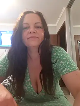 Snapshot of Meri_a chatting on 06-09-26, 07:14 Meri a online show from 06-09-26, 07:14