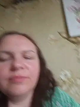 Snapshot of Meri_a chatting on 06-12-26, 05:12 Meri a online show from 06-12-26, 05:12