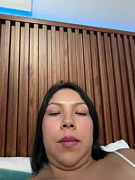 Snapshot of ISABELLA__LUNA chatting on 06-30-26, 01:17 ISABELLA LUNA online show from 06-30-26, 01:17