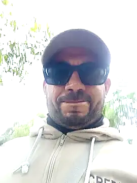 Snapshot of raf1219 chatting on 06-22-26, 03:53 raf1219 online show from 06-22-26, 03:53