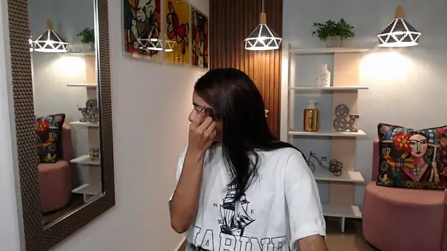  Lucy Grey  online show from 06-06-26, 11:15