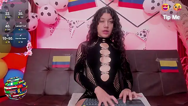 TaniaEyes online show from 06-27-26, 12:10