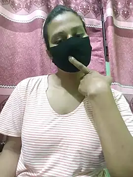 Snapshot of Sofiyaa_Sara chatting on 05-19-26, 09:43 Sofiyaa Sara online show from 05-19-26, 09:43