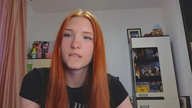 Snapshot of Olivia_Ridd chatting on 06-11-26, 12:43 Olivia Ridd online show from 06-11-26, 12:43