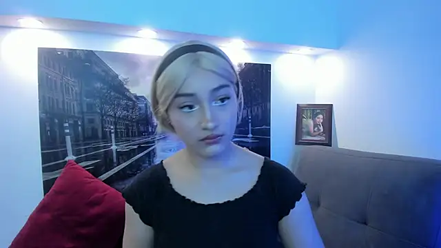 Nina-Mars online show from 06-22-26, 09:12