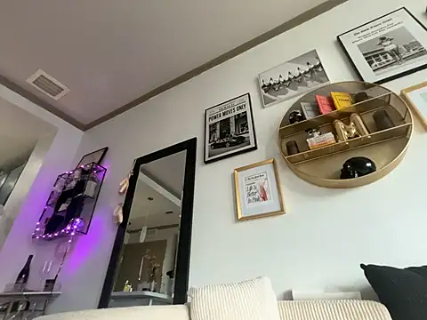 milanmonroexx online show from 05-19-26, 11:55