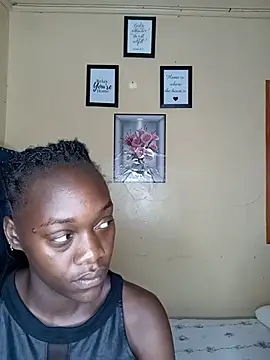 Paulahaze online show from 05-20-26, 01:06