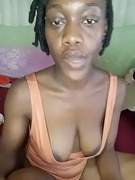 Snapshot of Paulahaze chatting on 06-30-26, 02:18 Paulahaze online show from 06-30-26, 02:18