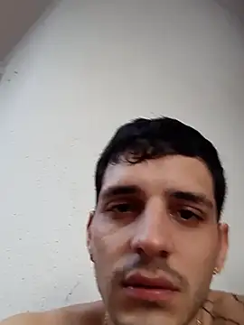 Snapshot of boy_max_latin chatting on 07-04-26, 11:00 boy max latin online show from 07-04-26, 11:00