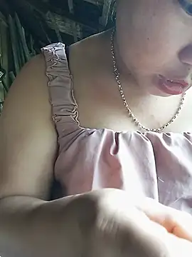 Snapshot of Lyvanmay- chatting on 07-02-26, 02:22 Lyvanmay- online show from 07-02-26, 02:22
