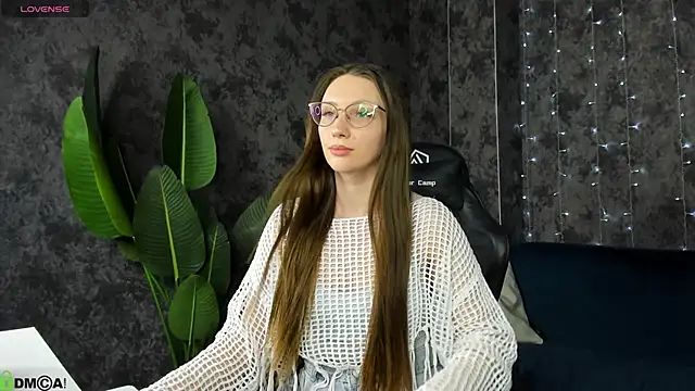 Snapshot of Alexa_Carte chatting on 06-19-26, 09:46 Alexa Carte online show from 06-19-26, 09:46