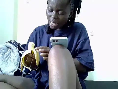Snapshot of ebonycurvedass chatting on 06-18-26, 10:30 ebonycurvedass online show from 06-18-26, 10:30