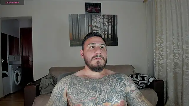 Snapshot of Gymdominus chatting on 05-23-26, 07:40 Gymdominus online show from 05-23-26, 07:40