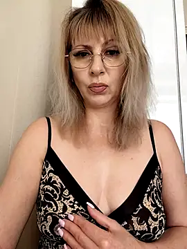 Kitty-MEOWW online show from 05-28-26, 08:11