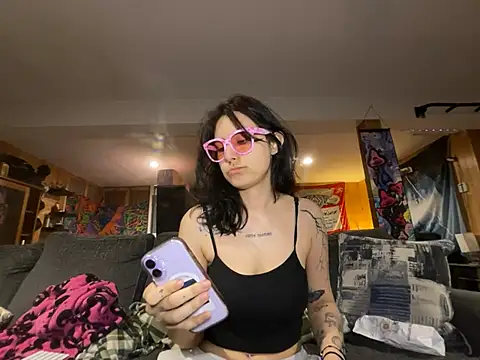 B4BYJINX online show from 06-03-26, 04:23