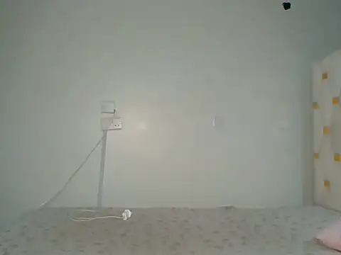 Snapshot of Im_lolah chatting on 06-24-26, 12:15 Im lolah online show from 06-24-26, 12:15