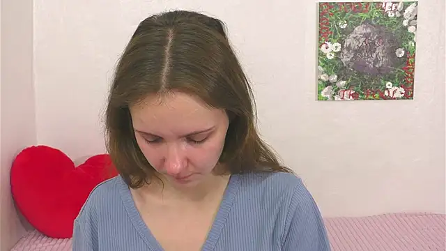 Snapshot of Cuteal1ce chatting on 06-01-26, 03:47 Cuteal1ce online show from 06-01-26, 03:47