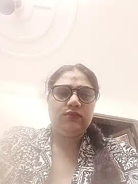 Snapshot of yourchahat27 chatting on 05-27-26, 11:02 yourchahat27 online show from 05-27-26, 11:02