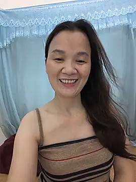 Lye lovely online show from 06-03-26, 01:25