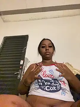 jhenannyy online show from 06-22-26, 02:58