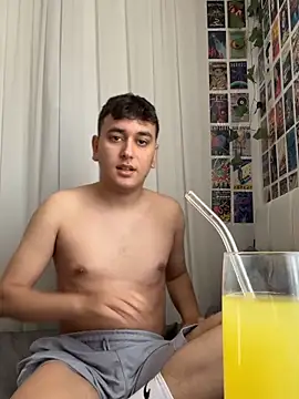 imjustaboyy1 online show from 05-30-26, 10:45