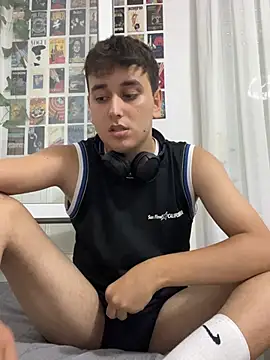 imjustaboyy1 online show from 07-22-26, 04:54