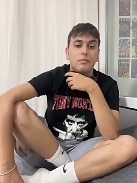imjustaboyy1 online show from 07-24-26, 04:05