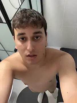 imjustaboyy1 online show from 08-08-26, 03:14