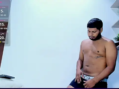 Snapshot of DrimitrixLux_02 chatting on 06-22-26, 01:41 DrimitrixLux 02 online show from 06-22-26, 01:41