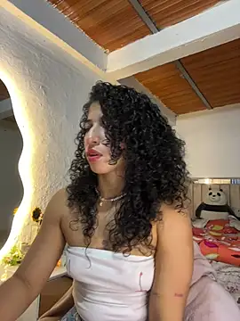 Miily 0 online show from 07-12-26, 04:14
