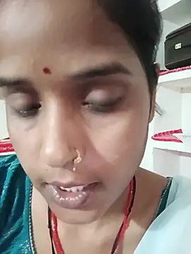 Snapshot of deepikasharma89 chatting on 07-20-26, 01:13 deepikasharma89 online show from 07-20-26, 01:13