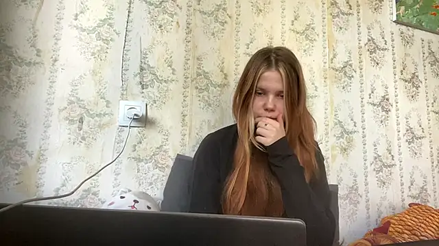 Snapshot of SusanaLeichty chatting on 06-18-26, 02:10 SusanaLeichty online show from 06-18-26, 02:10