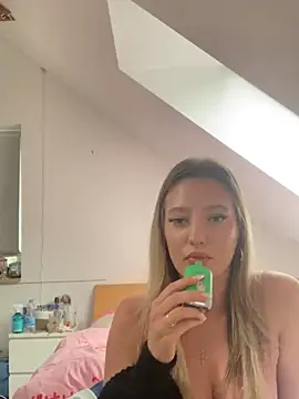 Evelina Nelson online show from 06-11-26, 04:49