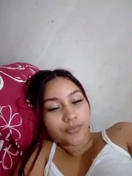 Snapshot of shadya chatting on 06-10-26, 01:17 shadya online show from 06-10-26, 01:17
