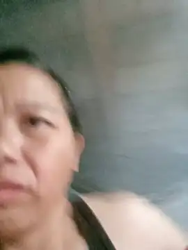 Snapshot of Elfledaa chatting on 06-26-26, 10:14 Elfledaa online show from 06-26-26, 10:14