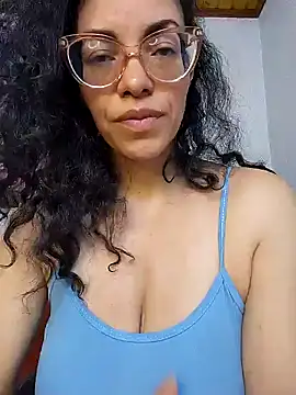 LUCI LOVE online show from 12-23-24, 11:47