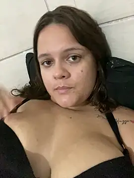 Snapshot of Laryssinha_69 chatting on 06-01-26, 10:00 Laryssinha 69 online show from 06-01-26, 10:00
