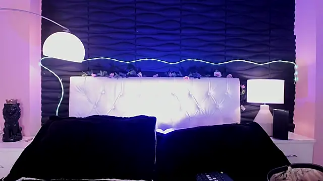 Snapshot of Natasha_Nassty chatting on 06-25-26, 08:46 Natasha Nassty online show from 06-25-26, 08:46