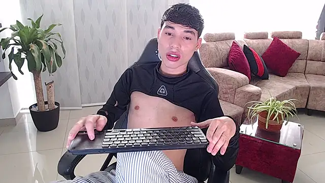 Snapshot of codd_doll chatting on 07-09-26, 06:45 codd doll online show from 07-09-26, 06:45