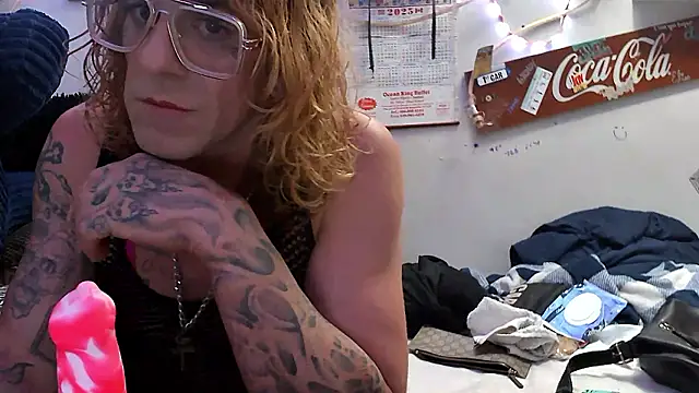 VanillaSnowcones online show from 07-10-26, 01:43