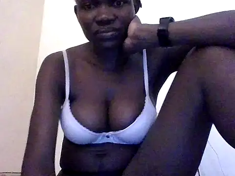 Snapshot of sexypie254 chatting on 06-06-26, 01:27 sexypie254 online show from 06-06-26, 01:27