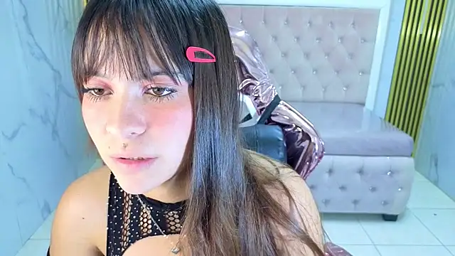 isabeau s online show from 06-19-26, 01:37