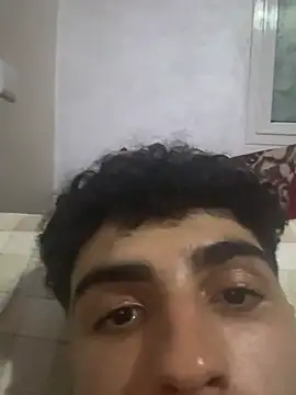 Snapshot of Adammhotty chatting on 07-10-26, 03:33 Adammhotty online show from 07-10-26, 03:33