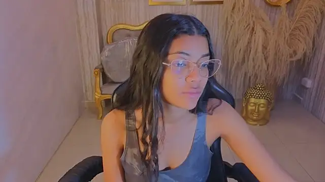 Snapshot of valentina_gomez_s chatting on 06-30-26, 12:39 valentina gomez s online show from 06-30-26, 12:39