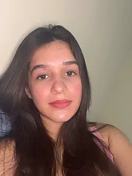 Snapshot of julhya_duarte chatting on 05-25-26, 05:41 julhya duarte online show from 05-25-26, 05:41